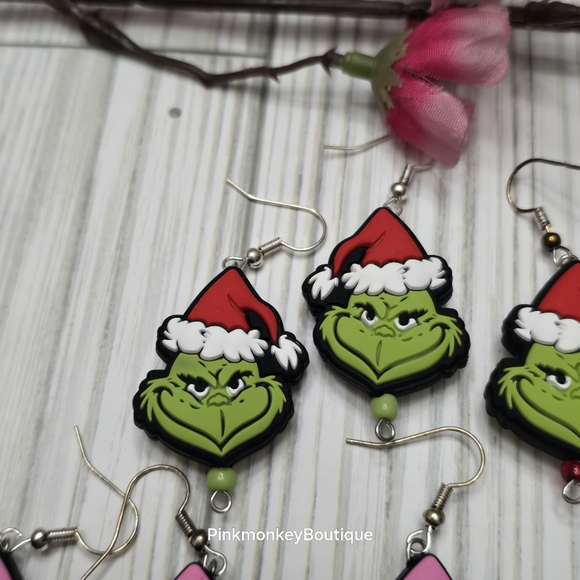 Grinch Silicone Beaded Dangle Earrings - Picture 2 of 6